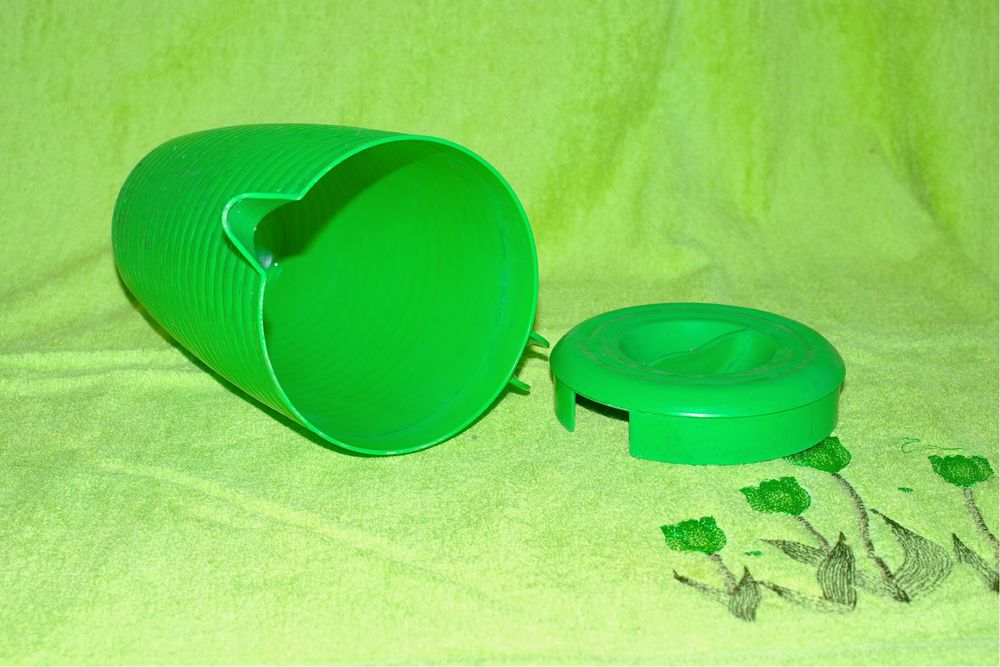 Большая лейка для воды, графин