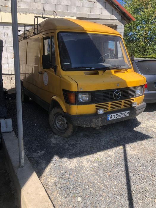 Продам роботягу Mersedes 307D