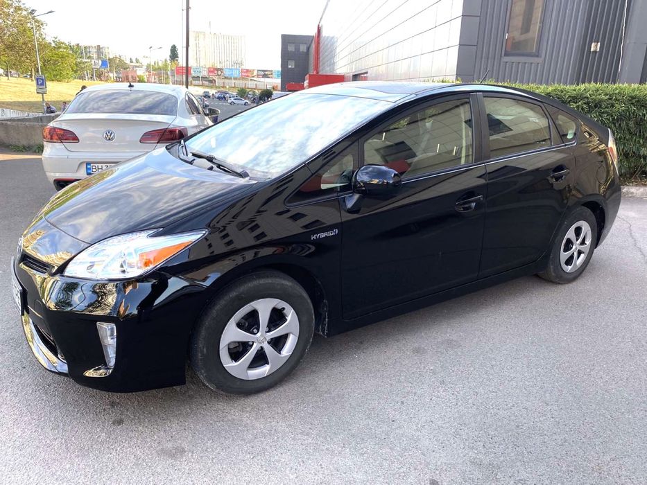 Аренда Toyota Prius 30. Аренда Приус 30.