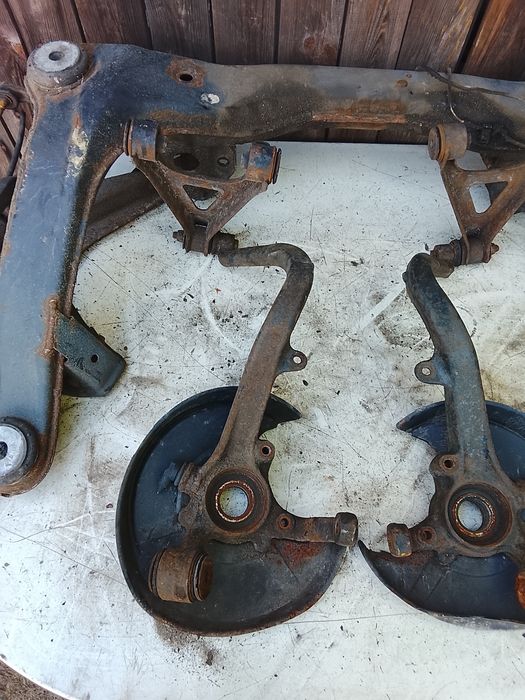 Zawieszenie tylne kompletne Audi 80B4/A4B5  Quattro
