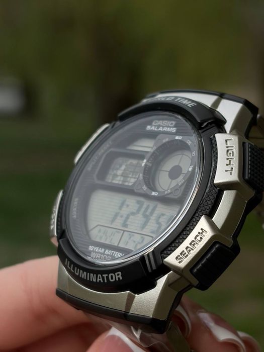 Чоловічий годинник CASIO AE-1000WD-1A.