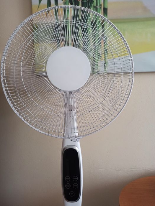 Wentylator podlogowy mocny z pilotem