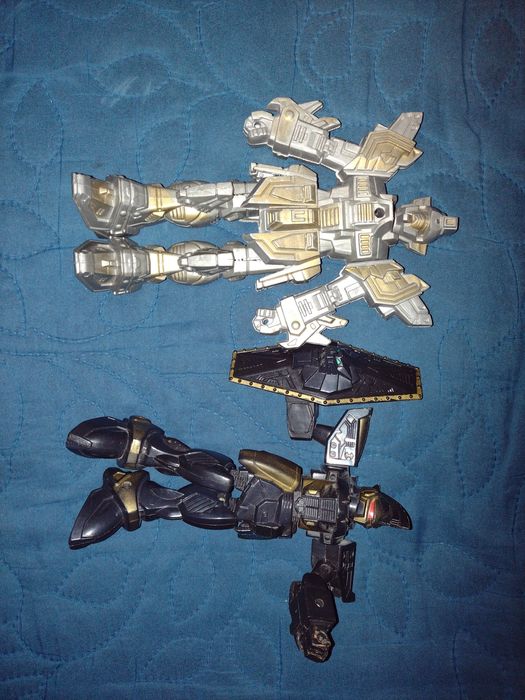 Роботи, пістолет