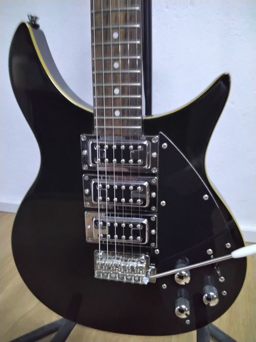 Guitarra Tanglewood TW68 (Rickenbaker 325) 1 da apenas 9 protótipos.