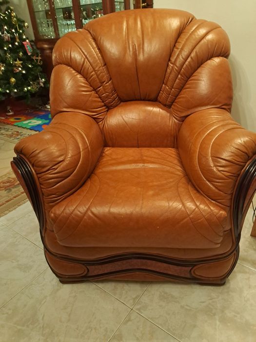 Sofás em couro com cama