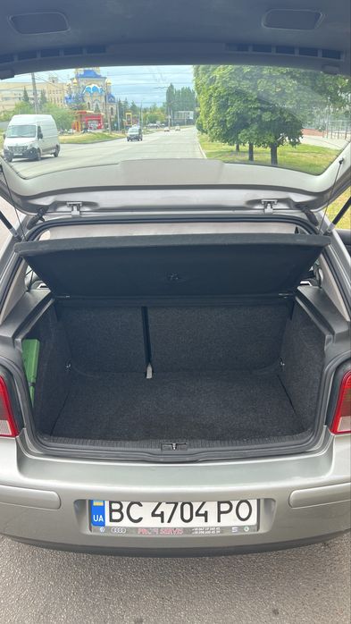 Volkswagen Golf 4 1.6 2003р