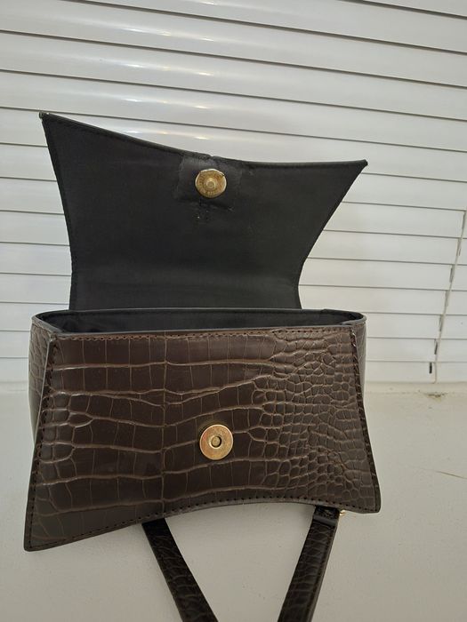 Продам стильну сумочку