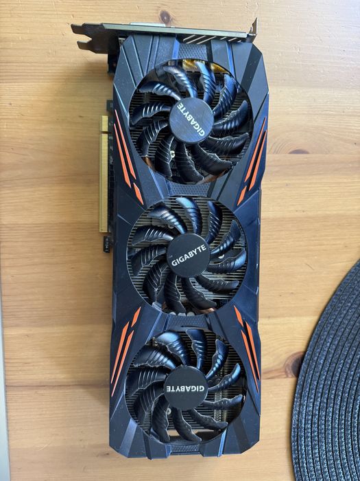 Karta graficzna gtx 1070 ti gigabyte