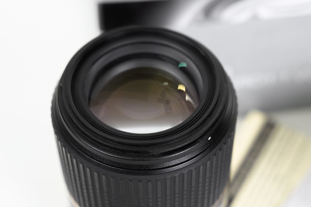 Макро объектив Tamron SP 90mm для nikon f2.8 1:1  macro VC USD Di made