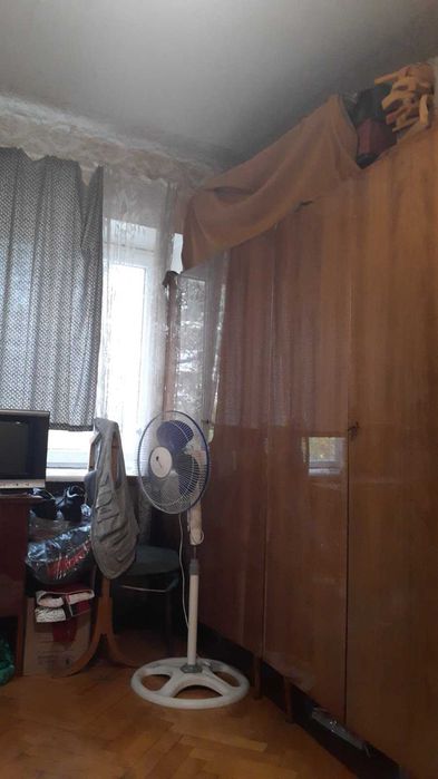 Здается окрема кімната для 1 Дівчини м Гололосіївска -  1600 гр/Місяц