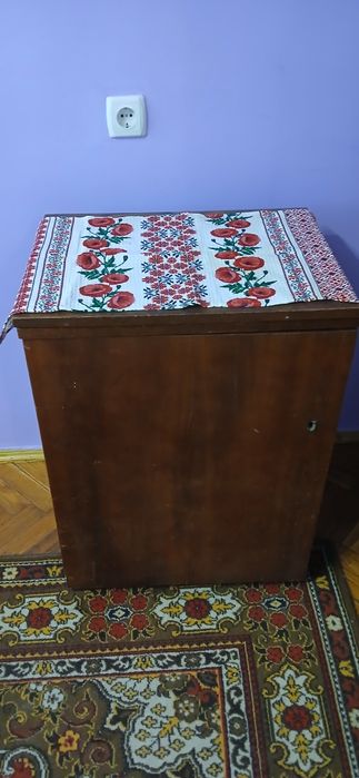 Швейна машинка "Подiльська"