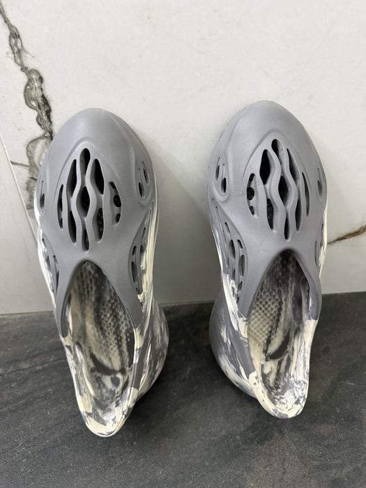 Adidas Yeezy Foam Runner