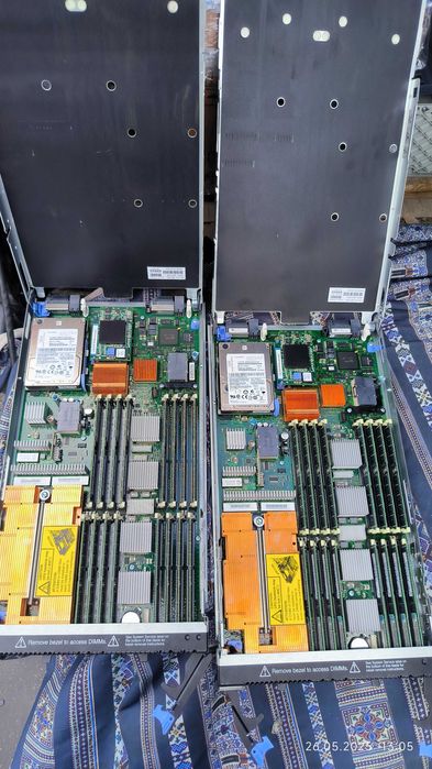 IBM BladeCenter H комплектний, з модулями.