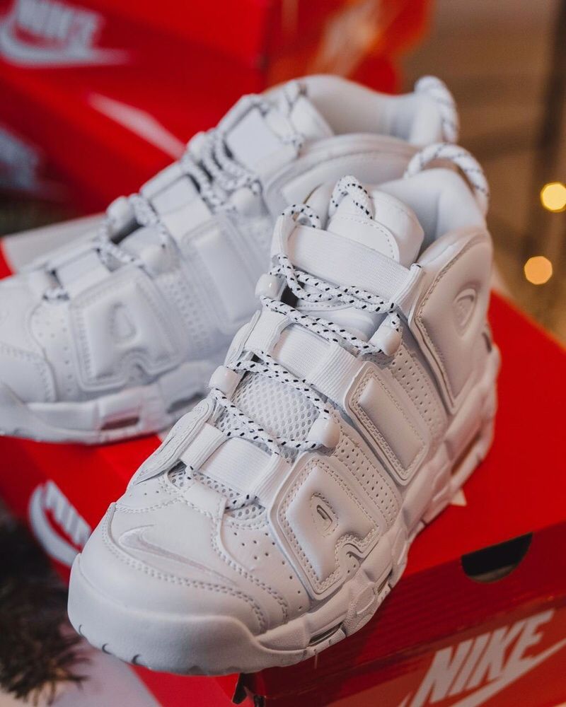 nike air uptempo 37