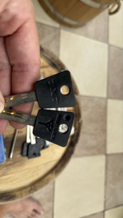 Серцевина , личинка, циліндр врізного замкаMULL-T-LOCK 7*7