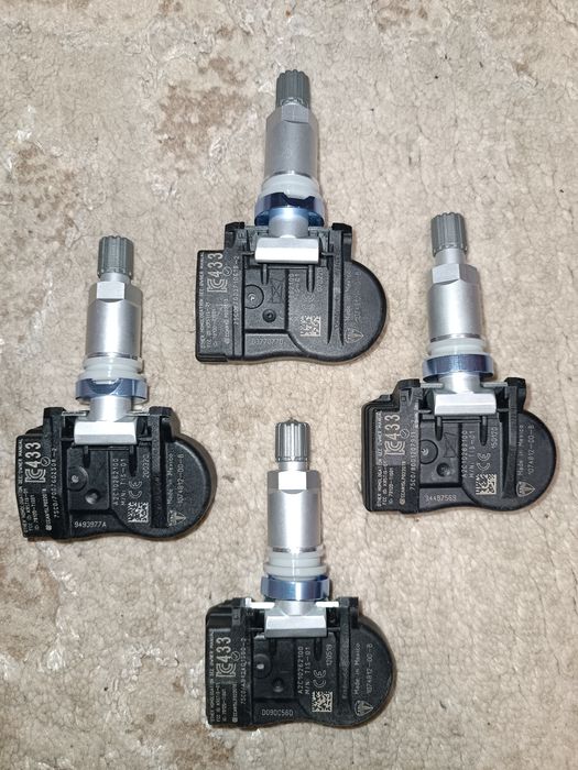 Продам датчики тиску шин давления колес Тесла Tesla tpms