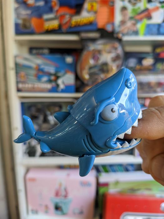 Finger Dinosaur динозаврики кусунчики акула,крокодил,лев,динозавр