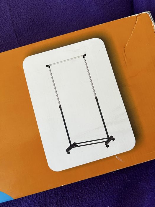 Garderoba ruchoma Carlo