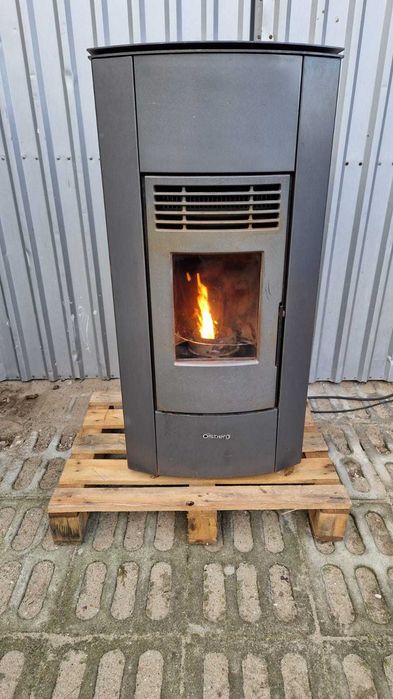 Kominek Piec na pellet KOZA kominkowy grzejnik na pelet 8,9kW peleciak