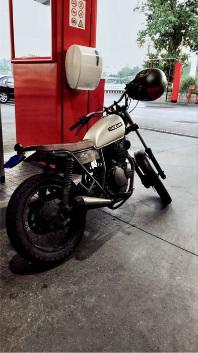 Suzuki GN 250 - Cafe Racer