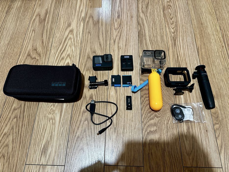 GoPro HERO10 Black – idealny stan + bogaty zestaw akcesoriów