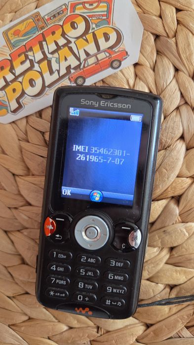Sony Ericsson w810i z ładowarką T-Mobile,  kolekcjonerski