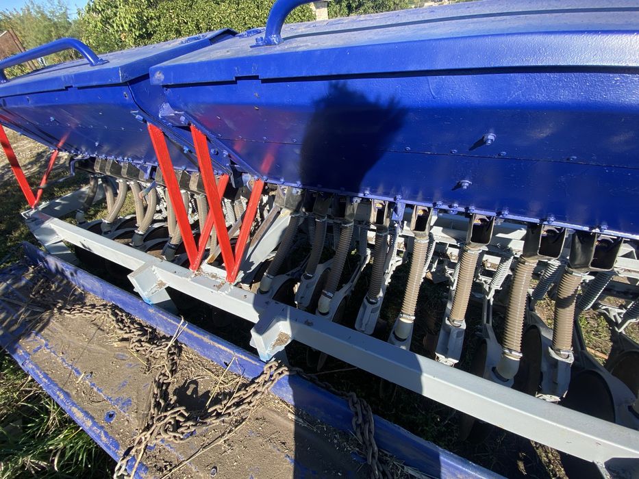 продам або обміняю навісну сіялку СЗ 3.0