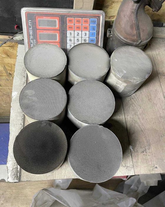 Прийом каталізаторів сажевий катализатор продати куплю, сдать РІВНЕ