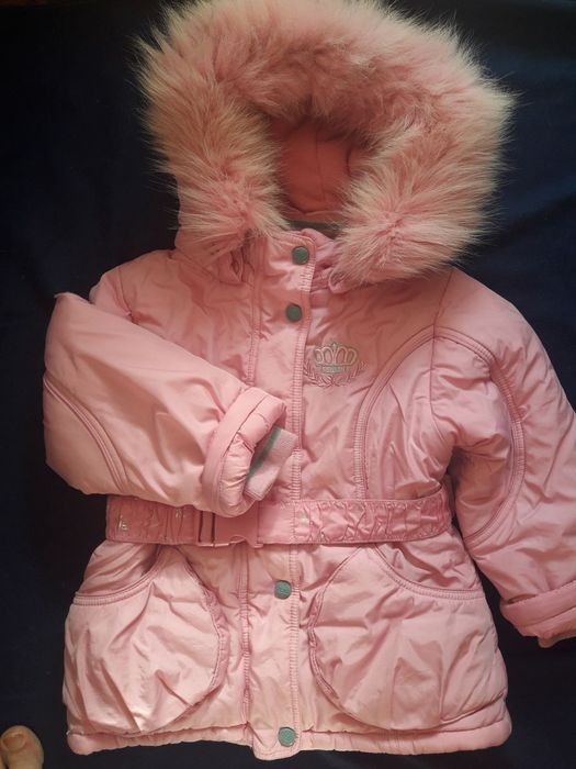 Курточка для девочки Donilo