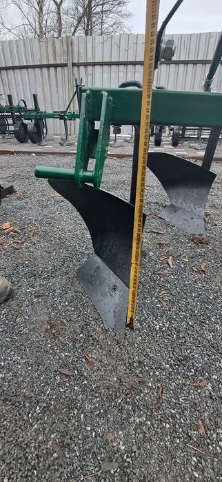 Продам плуг 2*20 для мінітракторів