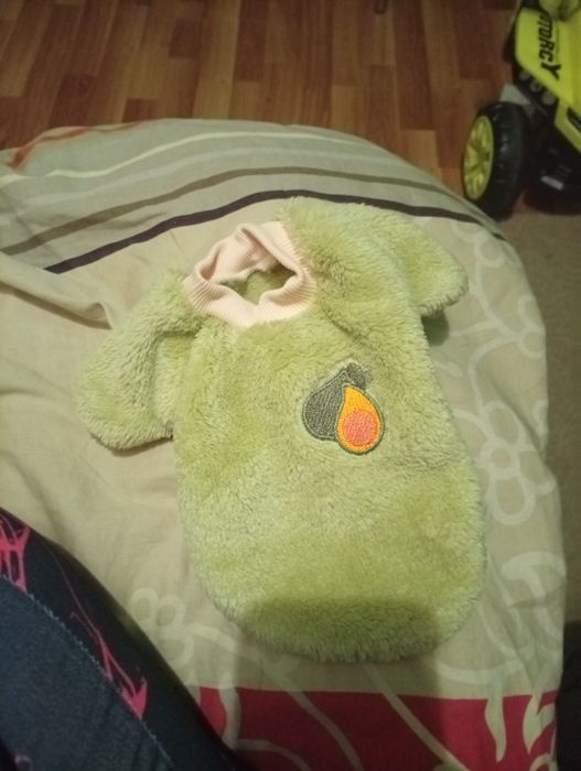 На маленькую собачку