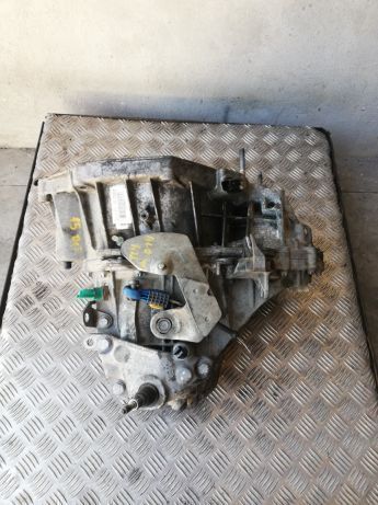 Caixa de 6 velocidades Renault Megane 2 1.5dci ref: TL4 014