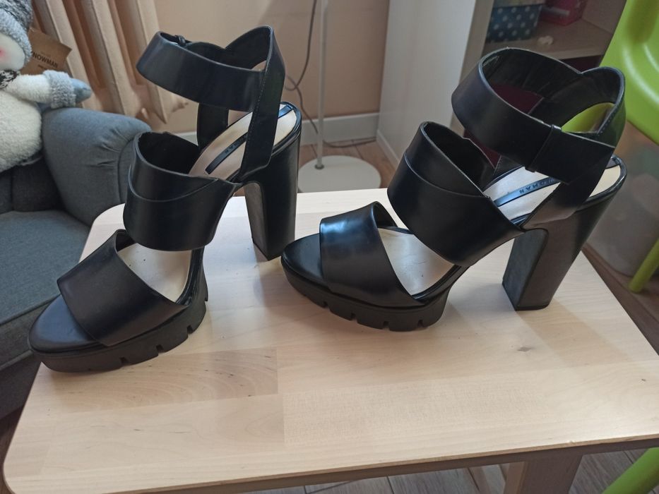 Zara sandały skórzane jak nowe piękne 40