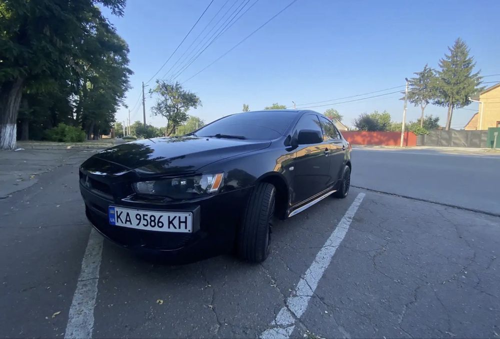 Продам Mitsubishi Lancer X