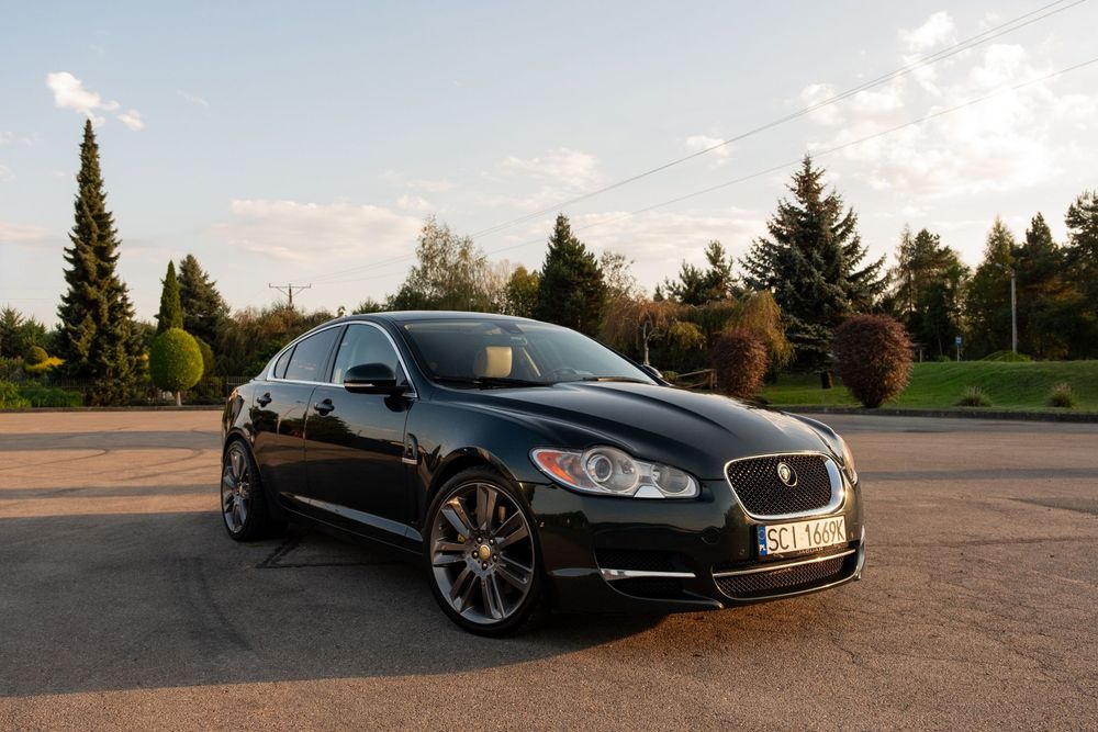 Jaguar XF