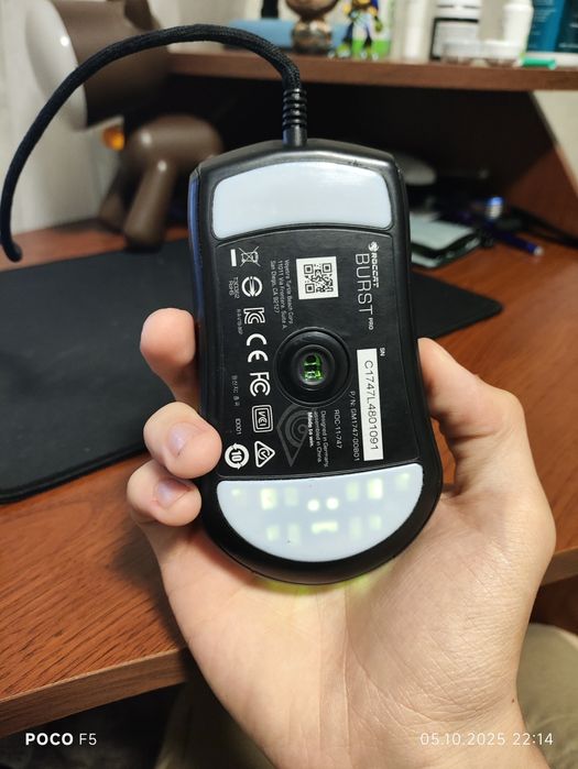 Ігрова мишка roccat burst pro