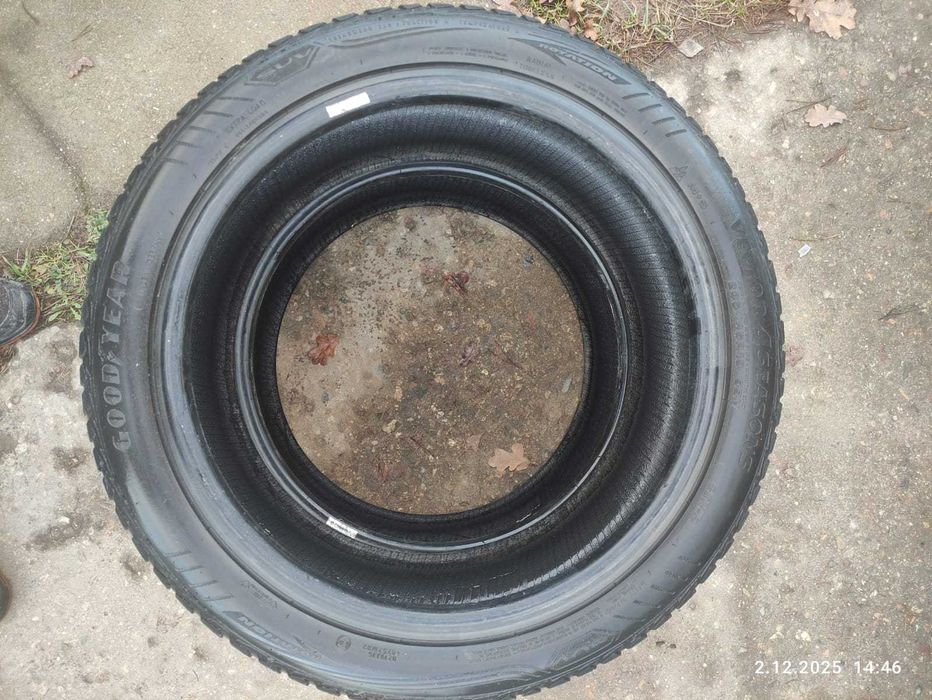 Opony wielosezonowe 235/45 R19 Goodyear całoroczne