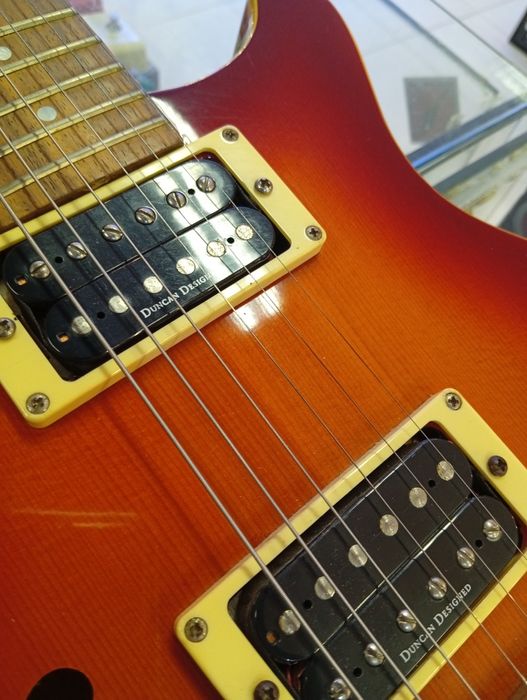 Hamer Semi Hollow Duo CS com Piezo