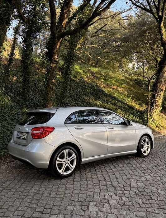 MERCEDES A180d IMACULADO