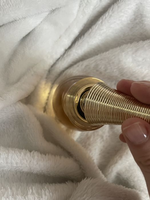 Парфуми jador.