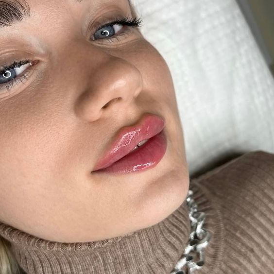 Косметолог.Увеличение губ  ,Чистка лица,Мезотерапия ,Плазмолифтинг.