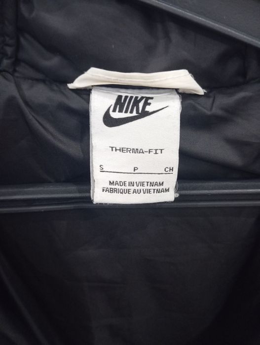 Куртка чоловіча Nike