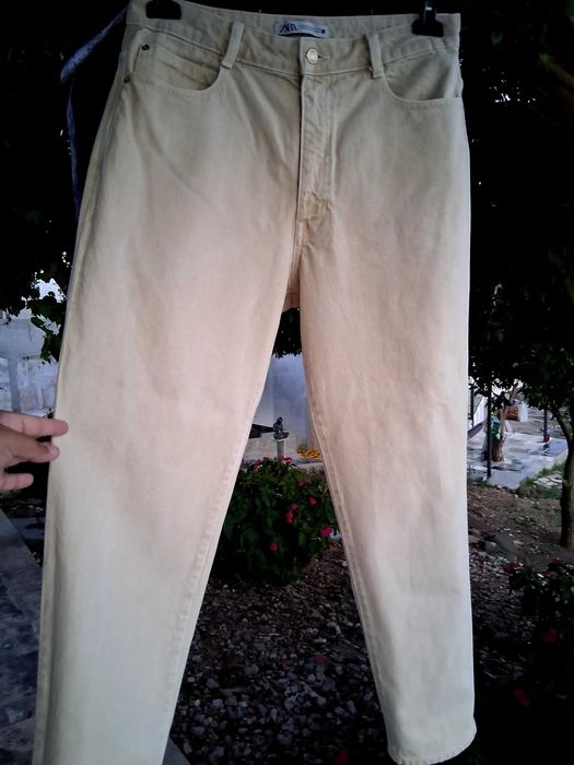 Calça Zara,camisolas Springfield e Atmosphere