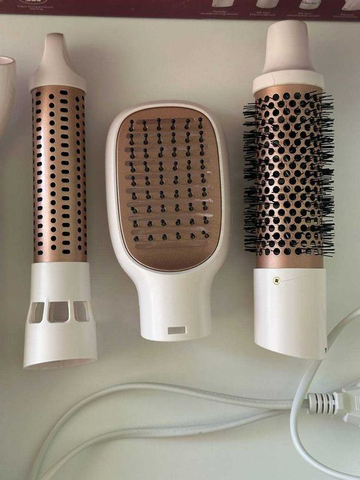 Фен - щітка (стан 10/10)