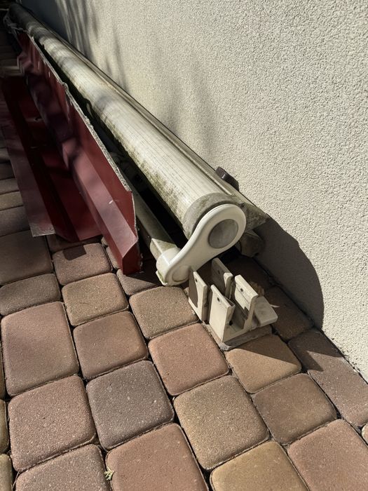 Markiza duża elektryczna 340cm