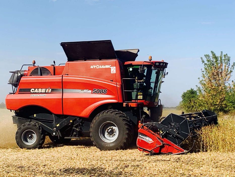 Послуги комбайна Case , оренда комбайна , Обмолот ,збирання врожаю