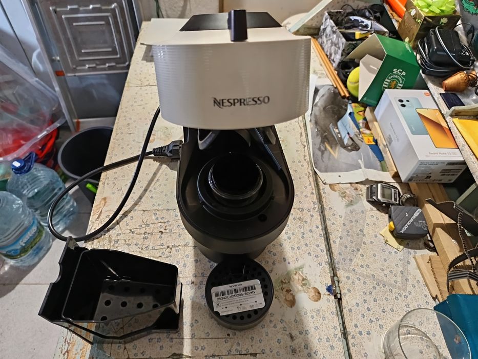 Venda nova preto e branco máquina de café expresso de bom estado