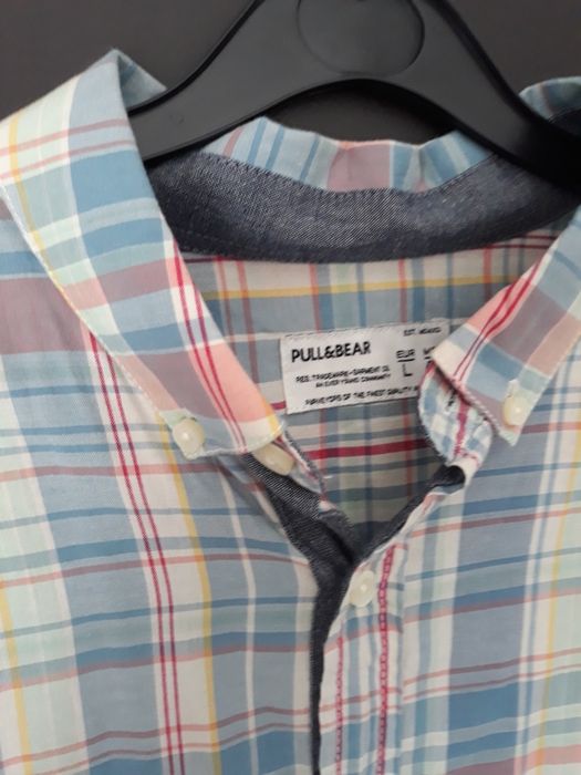 Camisa Pull & Bear L nova.