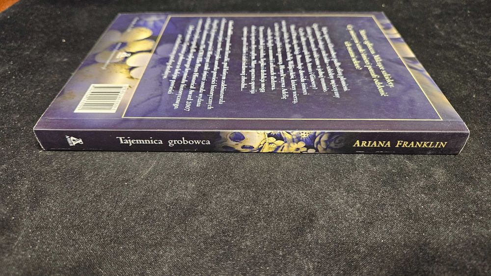 Ariana Franklin - Tajemnica grobowca