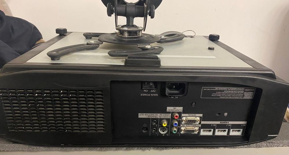 Проектор Panasonic PT-AE8000 3D FULL HD